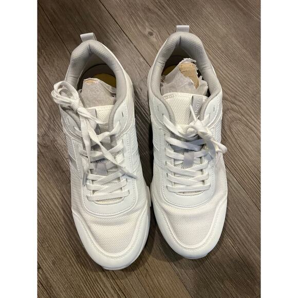 Vionic Women’s sneakers- size 10.5 - Picture 2 of 6